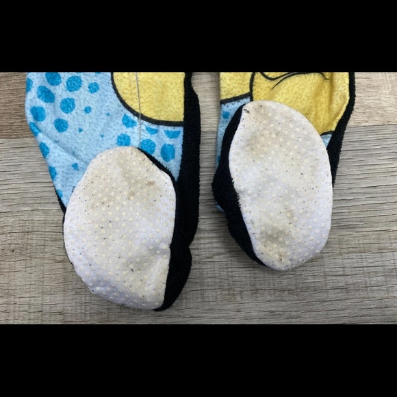 18M Winter Mickey Mouse PJs - Picture 4 of 7